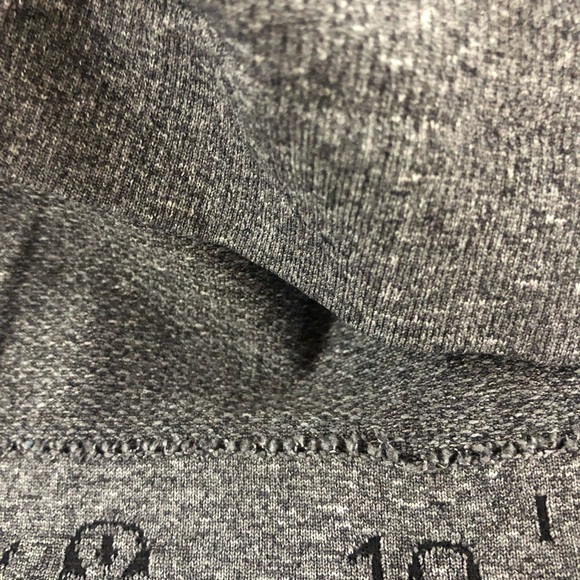 Lululemon swiftly tech long sleeve size 10 - Picture 4 of 6